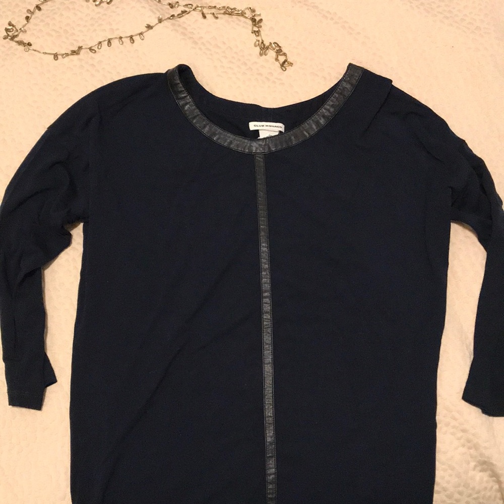 Club Monaco batwing top sz xs